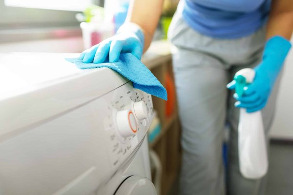 Joint de tambour d'un lave-linge : astuces pour le nettoyer